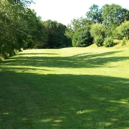 De Montagne Chaleureux Avec Cheminee, Terrasse Et Proche - Fr-1-589-2 Ferienhaus *