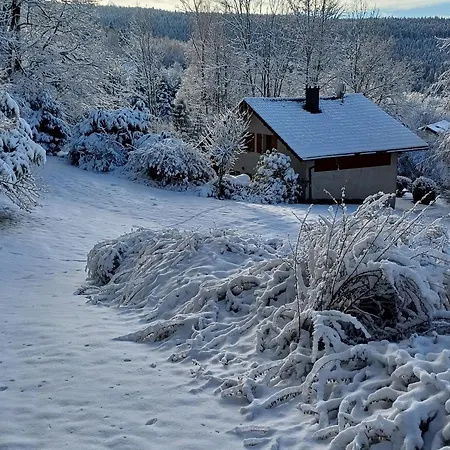 Casa di campagna De Montagne Chaleureux Avec Cheminée, Terrasse Et Proche - Fr-1-589-2 *