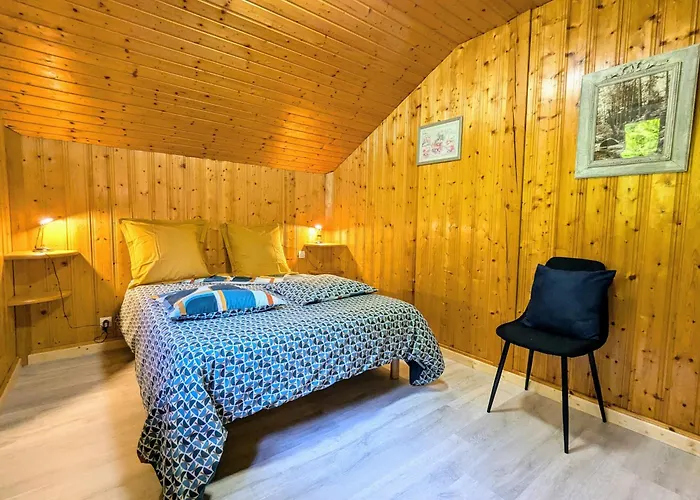 De Montagne Chaleureux Avec Cheminee, Terrasse Et Proche - Fr-1-589-2 *